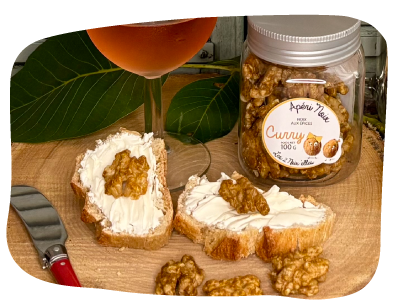 Noix apéritives faites maison à la ferme des 2 Noix'elles en Charente